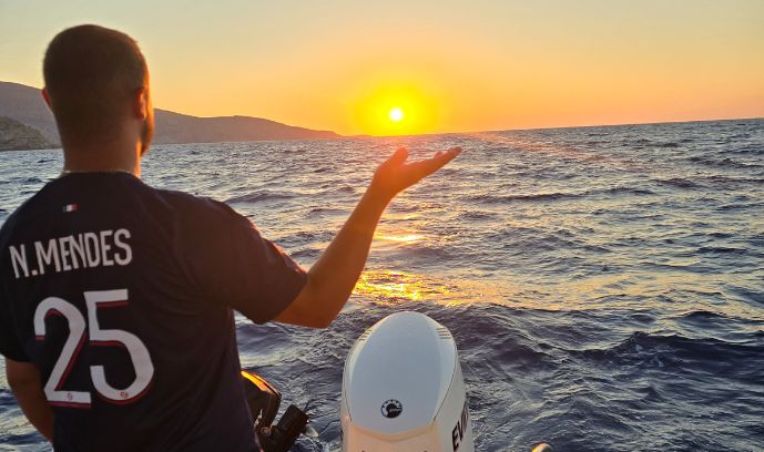 Private Cruise with guests